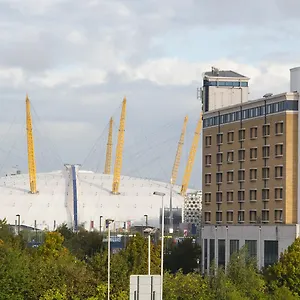 3* Отель Express Greenwich By Ihg